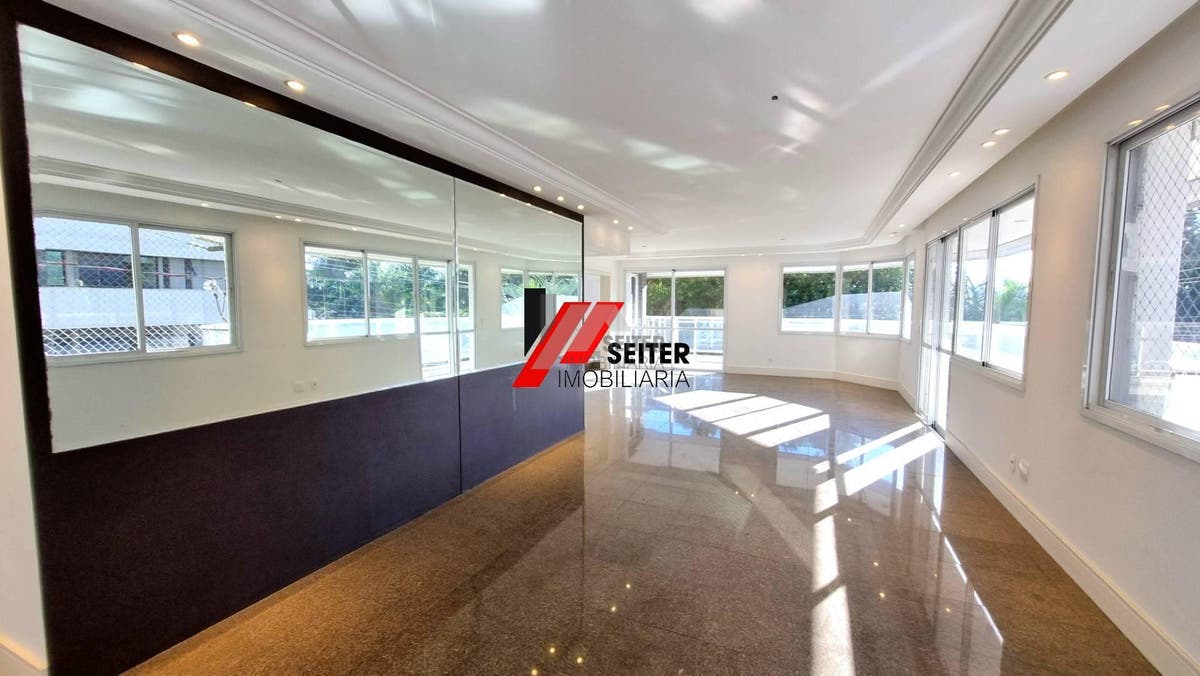 Apartamento de 4 dormitorios para alugar na Beira Mar de Florianopolis