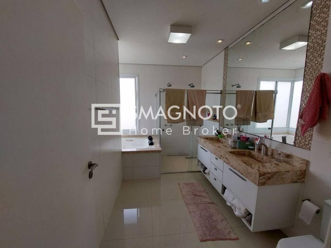 Vendo Sobrado no condomínio Aguas de São Pedro 3 suítes, piscina e excelente nível de acabamento!