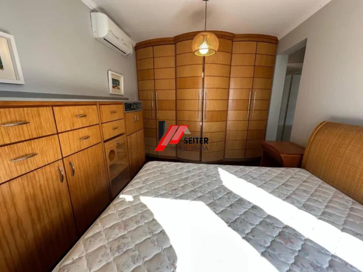 Apartamento á venda na Agronômica Florianópolis