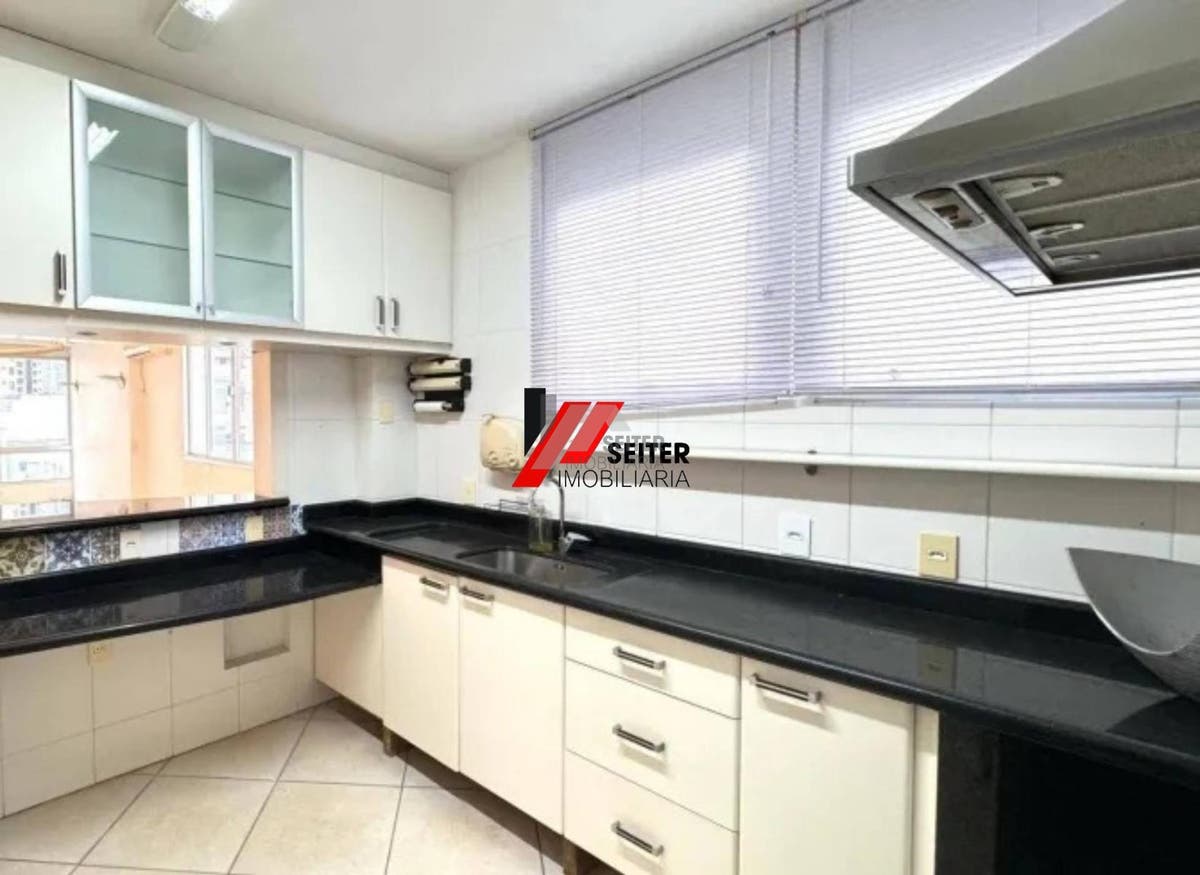 Apartamento à venda no Centro de Florianópolis