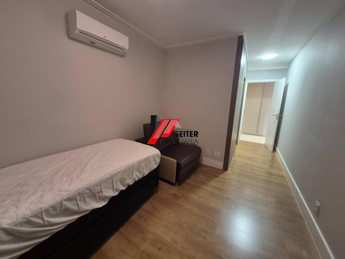 Apartamento de 2 dormitórios alto padrão para locação na Agronômica Florianópolis