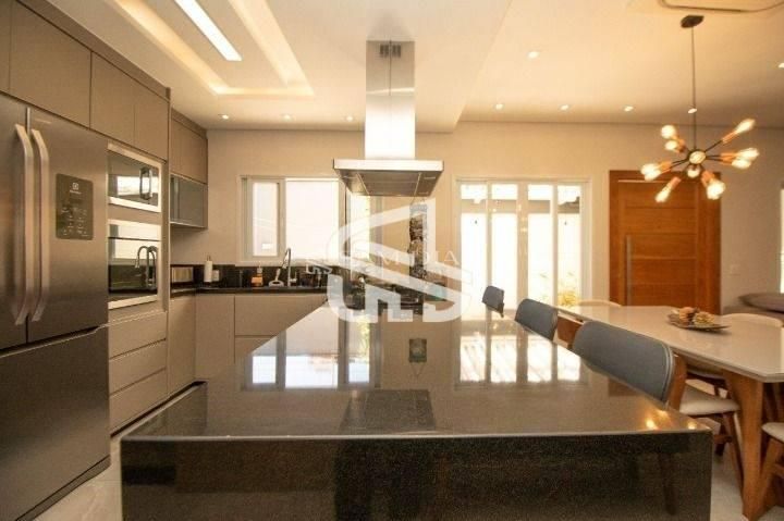 Casa, 3 quartos, 200 m² - Foto 4