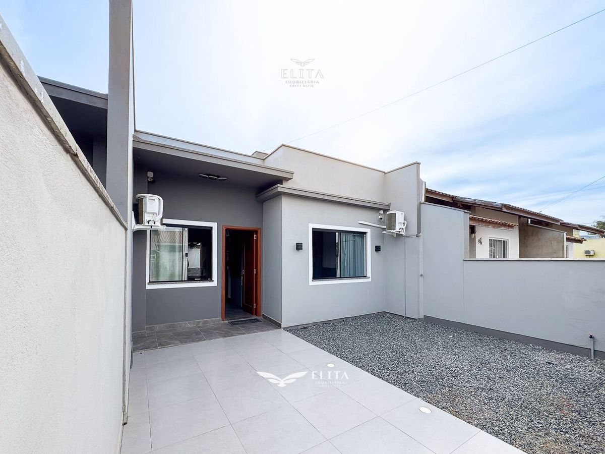 Casa com 2 quartos a R$ , Quinta dos Açorianos - Barra Velha Cód. 2875