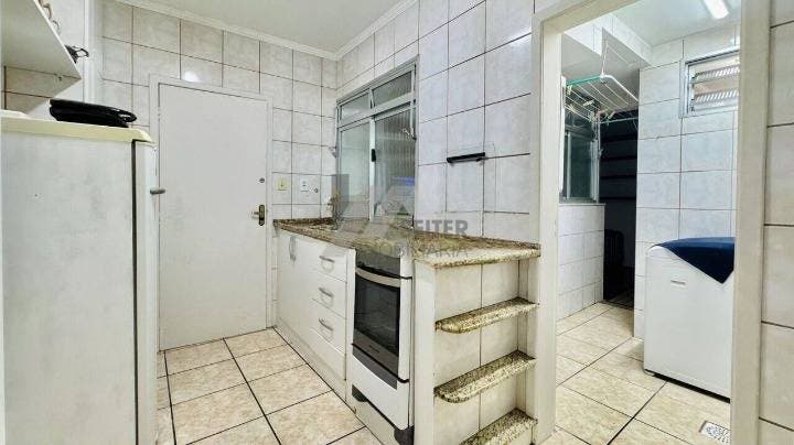Apartamento de 3 quartos a venda na Av Mauro Ramos Centro