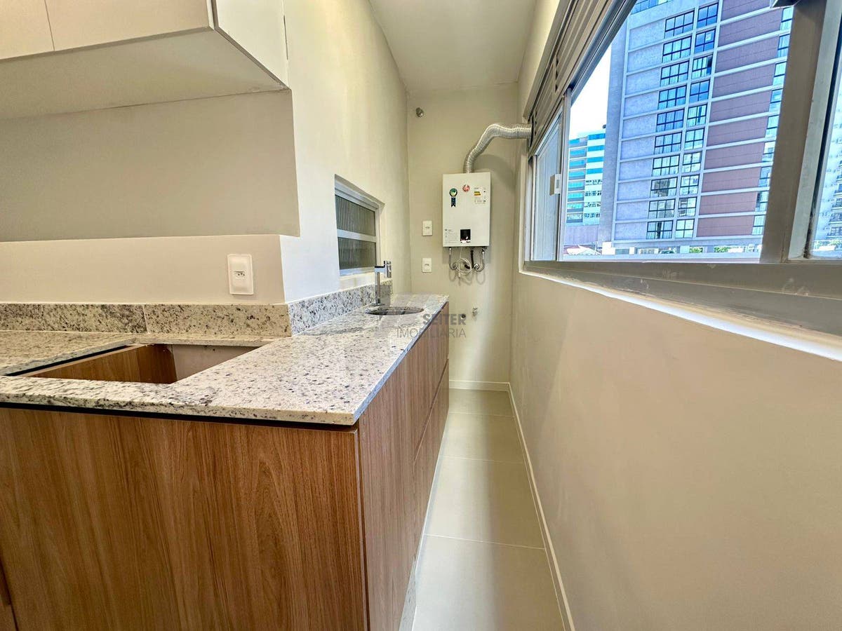 Apartamento de 1 dormitórios para Venda Centro- Florianópolis