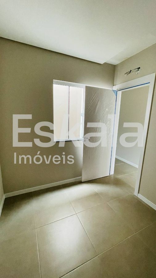 Casa geminada com 01 suíte + 02 dormitórios três rios do norte - jaraguá do sul