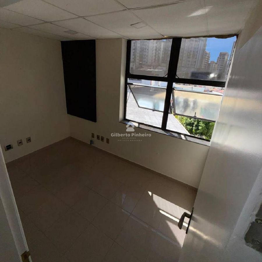 Sala Comercial à Venda no Centro de Guarapari