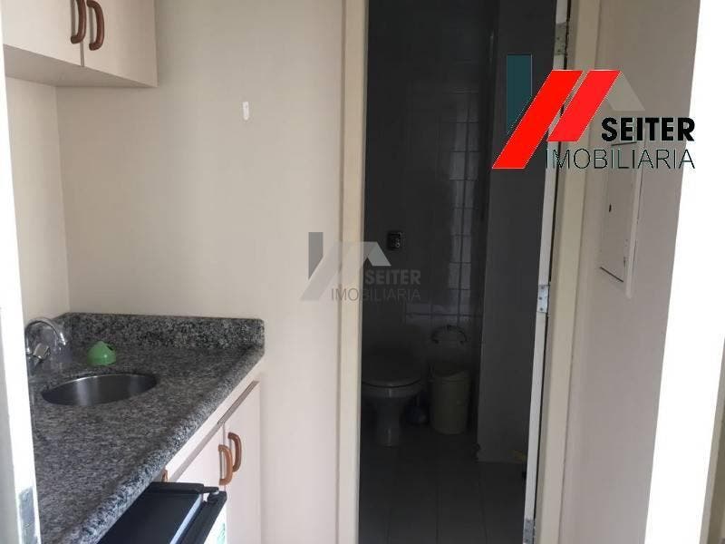 Sala comercial a venda no Centro de florianopolis