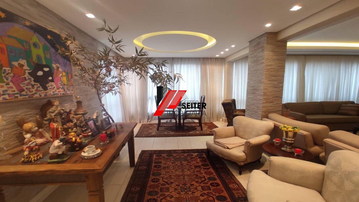 Apartamento a Venda 3 dormitórios Beira mar Florianópolis