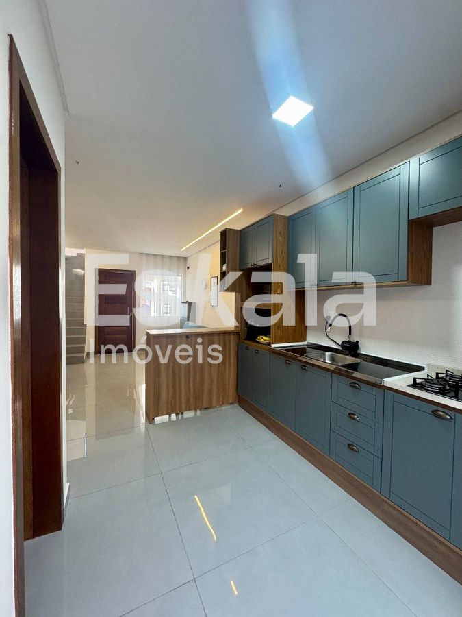 Sobrado Geminada 3 Quartos, Semi mobiliada Rau - Jaraguá do Sul