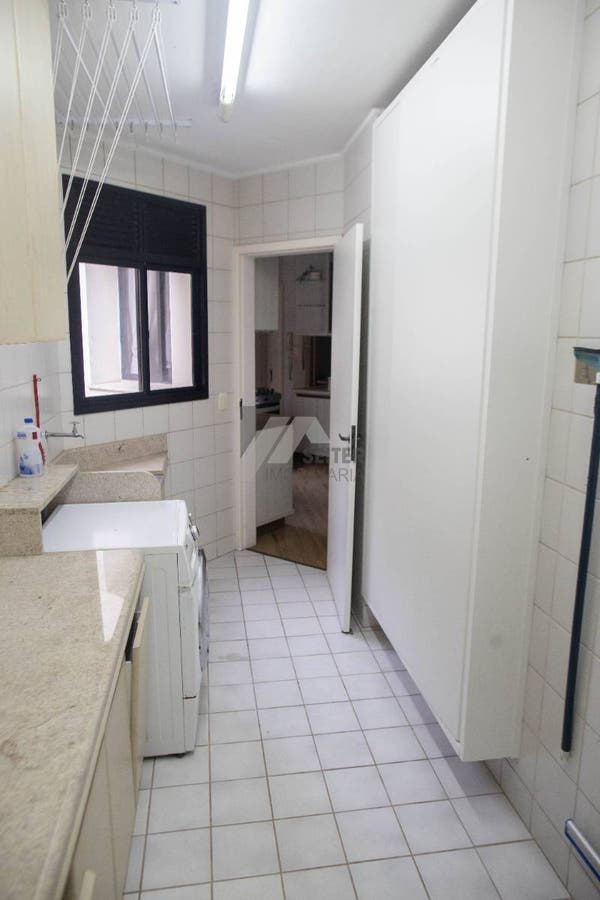 Apartamento com 3 quartos, Centro - Florianópolis