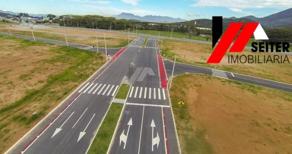 Terreno a venda com area total de 368m2 no bairro Sertão do Maruim