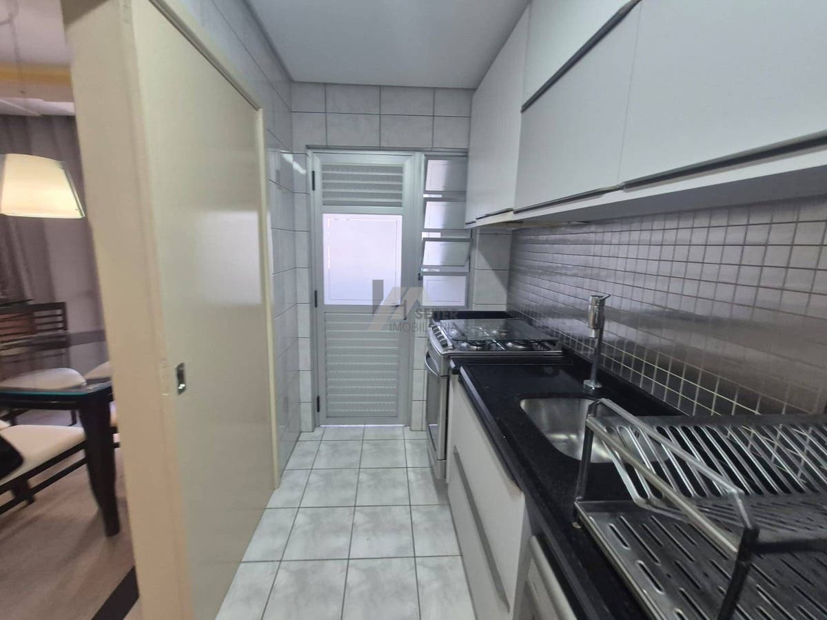 Apartamento com 2 Dormitórios Semimobiliado para Locação no Itacurubi