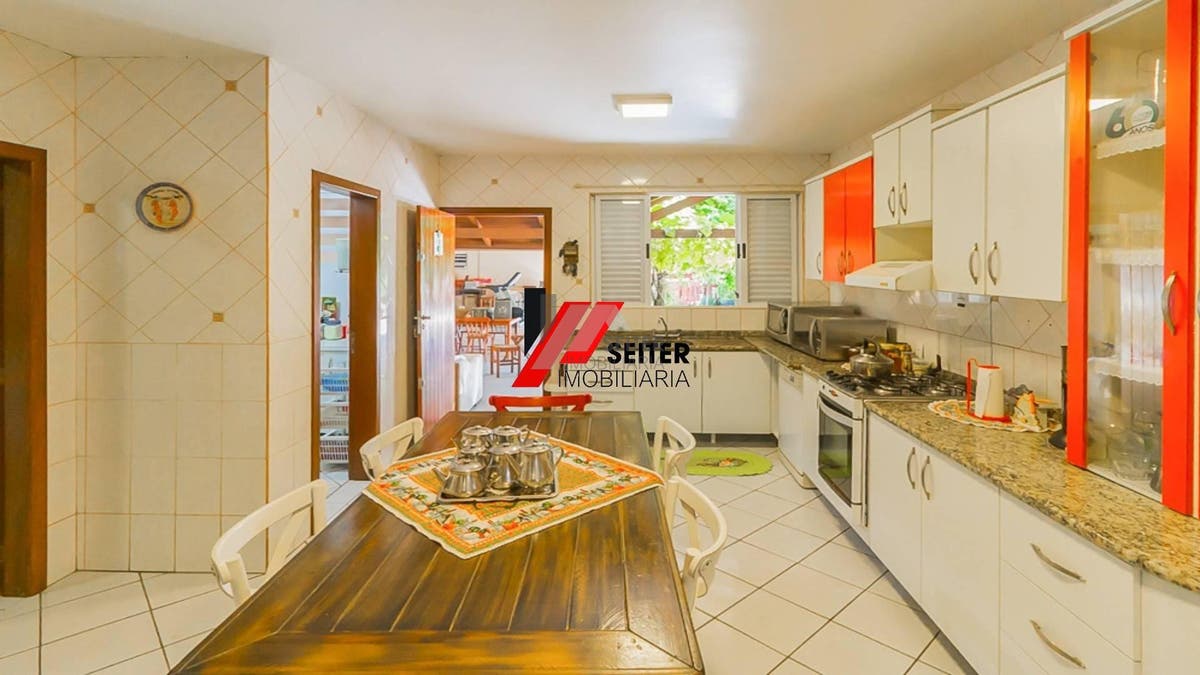 Casa a venda Trindade Florianopolis
