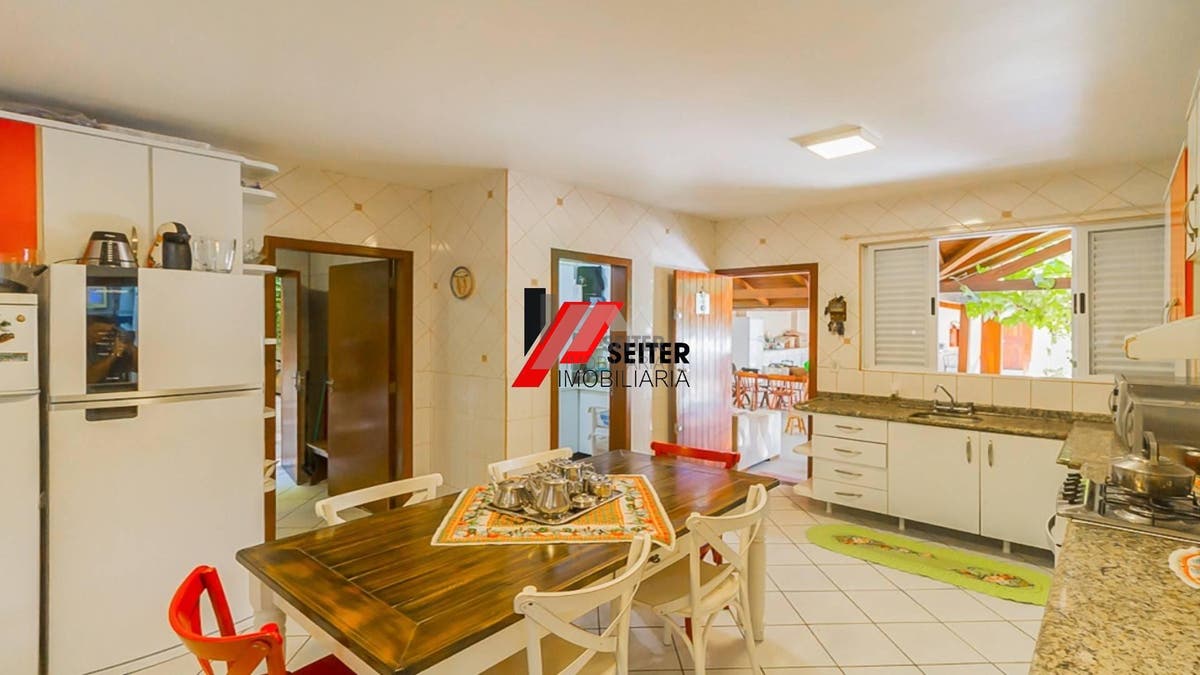Casa a venda Trindade Florianopolis