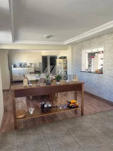 Cobertura 3 dormitórios com suite Venda Agronômica Florianópolis