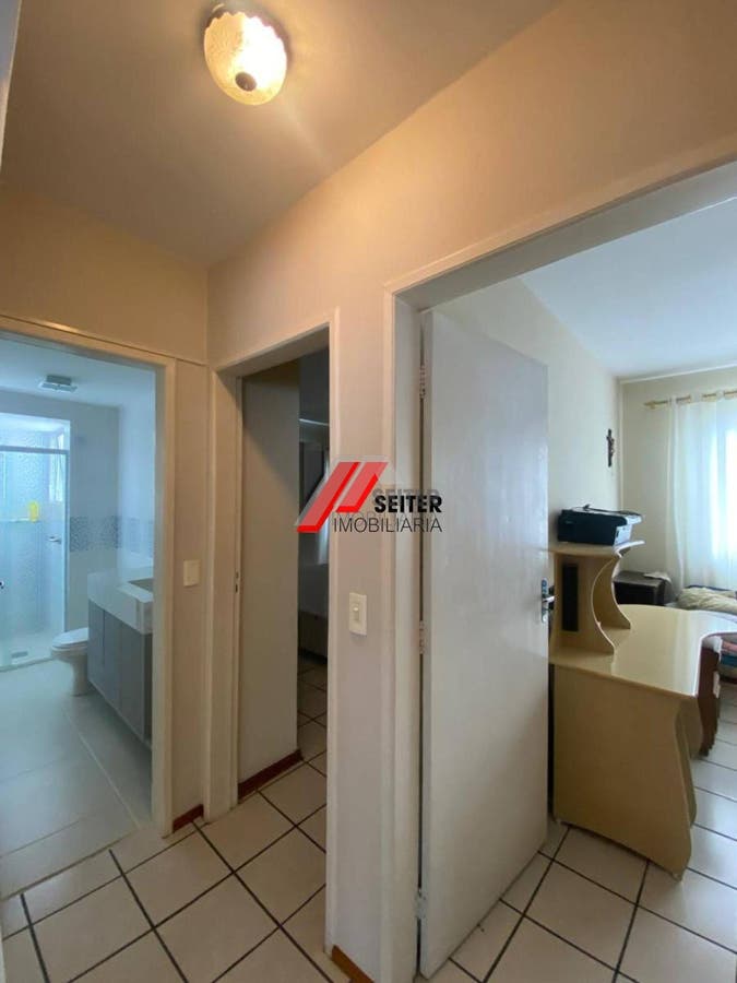 Apartamento com 3 dormitórios à venda no centro de Florianópolis