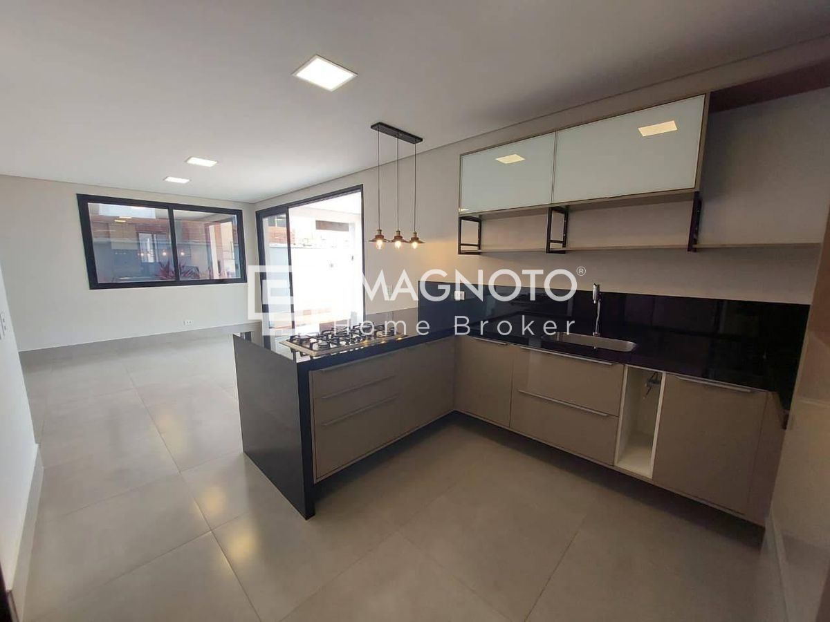 Sobrado em Condomínio com 3 suites, Loteamento Residencial e Comercial Villa D'Aquila - Piracicaba