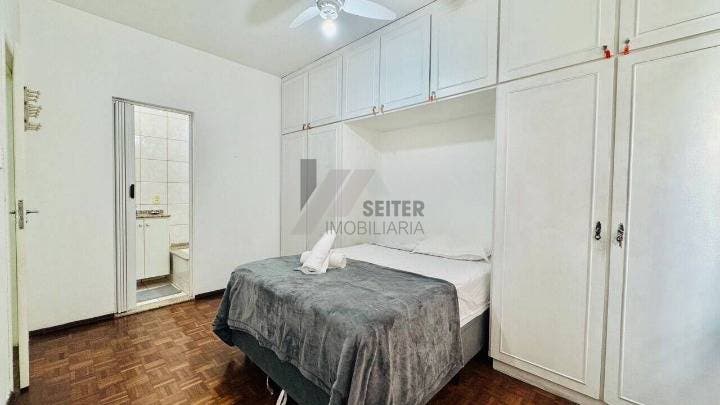 Apartamento de 3 quartos a venda na Av Mauro Ramos Centro