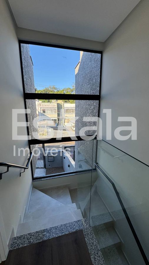 Sobrado geminado - 107m2 privativos - Três Rios do Norte
