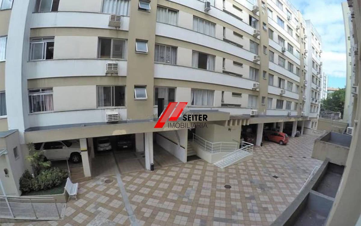 Apartamento de 3 quartos a venda na Av Mauro Ramos Centro