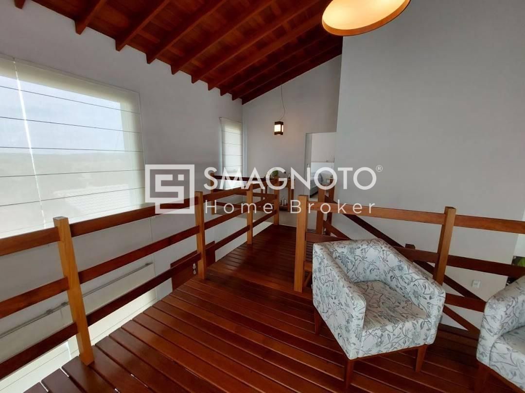 Vendo Sobrado no condomínio Aguas de São Pedro 3 suítes, piscina e excelente nível de acabamento!