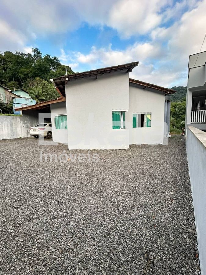 Casa Com 350m² De Área De Terreno Amizade - Jaraguá Do Sul