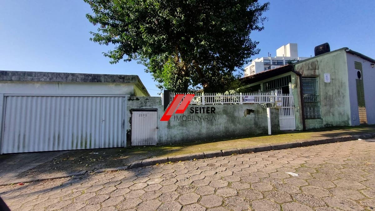 Terreno comercial á venda Saco dos Limões Florianópolis