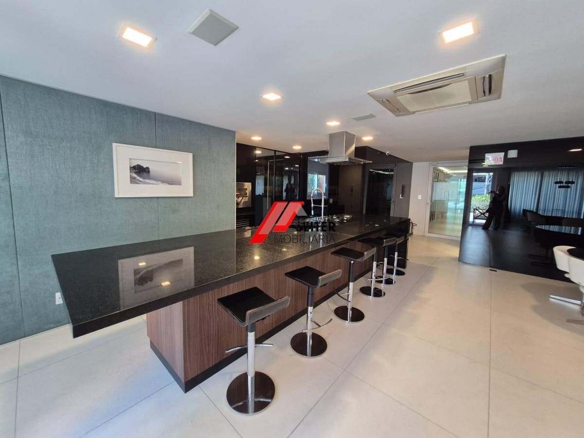 Apartamento de 2 quartos para alugar na Agronômica florianópolis