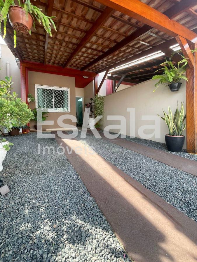 Casa, 2 quartos, 52 m² - Foto 1
