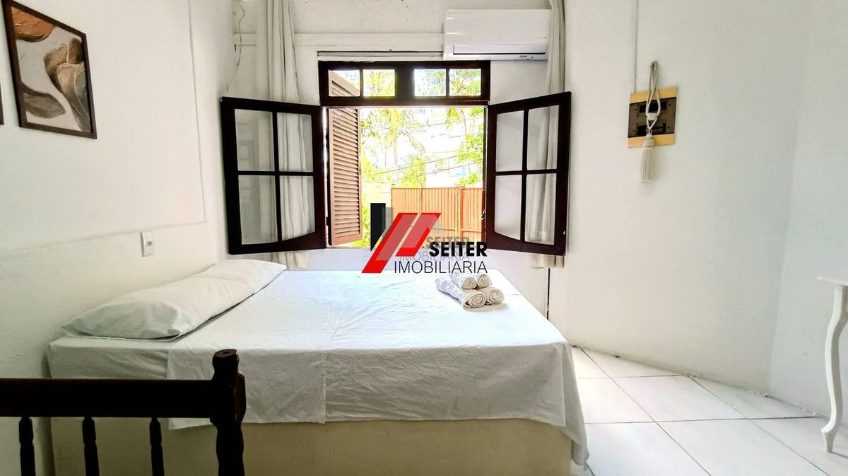 Casa comercial a venda em Canasvieiras norte de Florianópolis