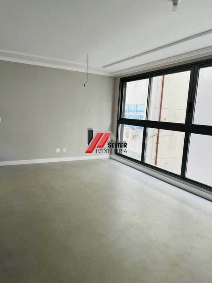 Apartamento exclusivo à venda no coração de Florianópolis