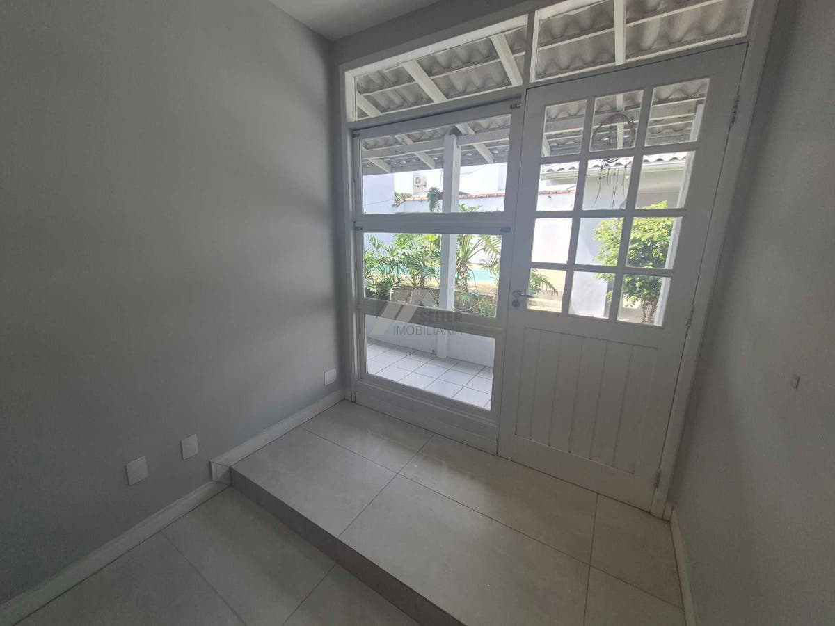 Casa de 4 quartos para alugar no Santa Monica Florianopolis