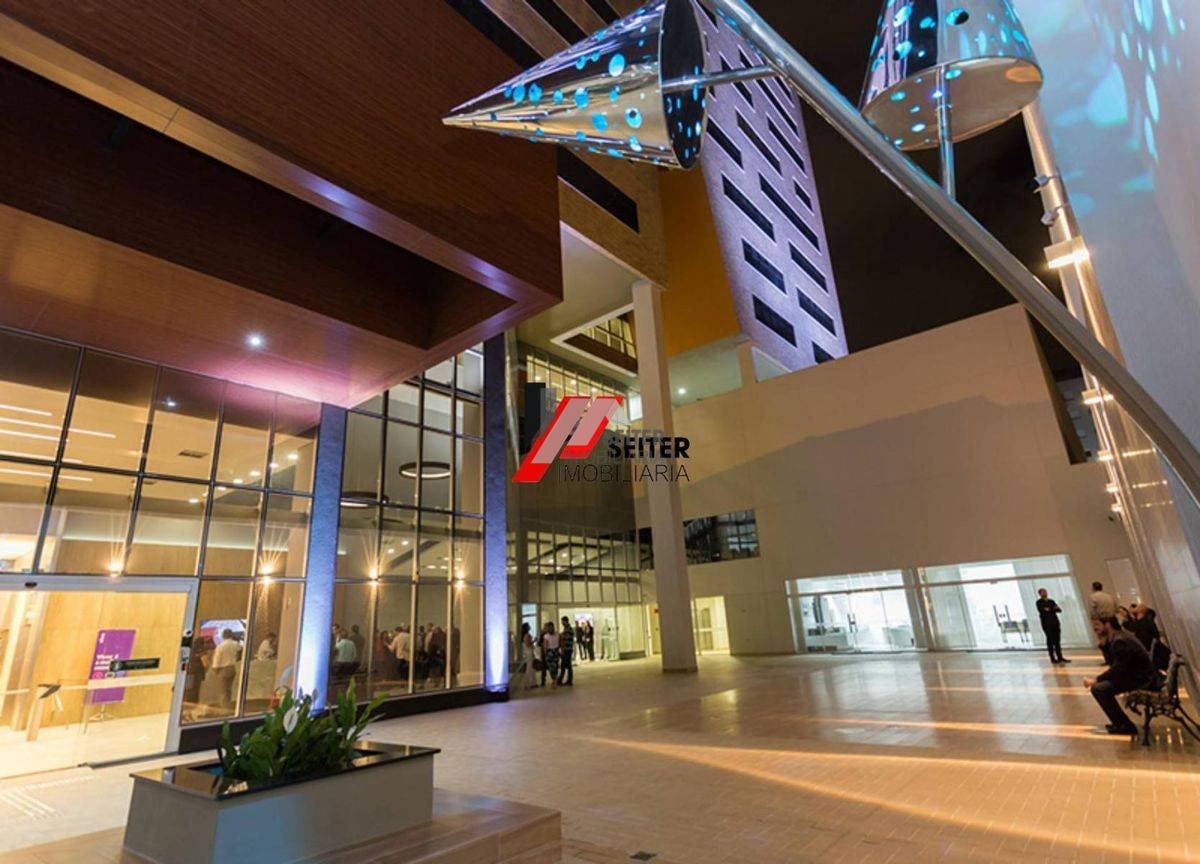 Sala comercial para vender no estreito 813