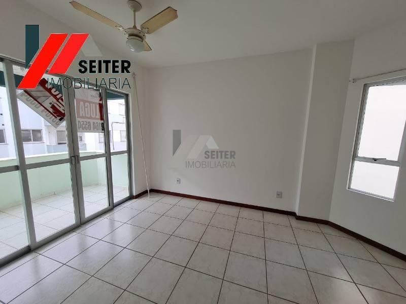 Apartamento 2 dormitorios UFSC