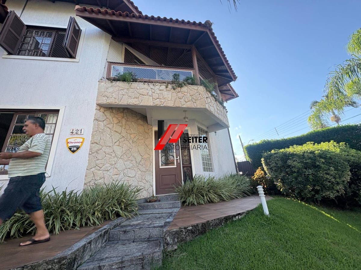Casa de 4 suites a venda Ssanta Monica Florianopolis