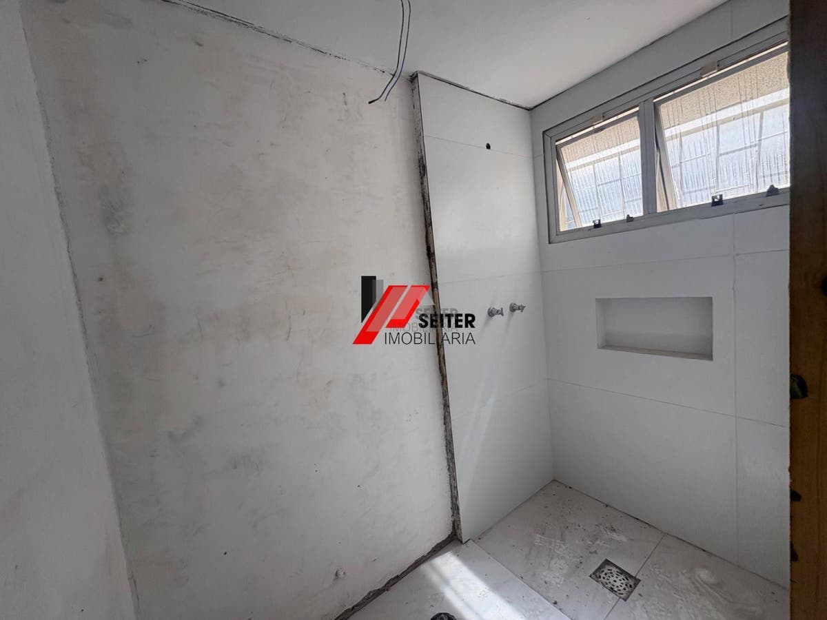 Apartamento de 3 suites a venda Agronomica Florianopolis