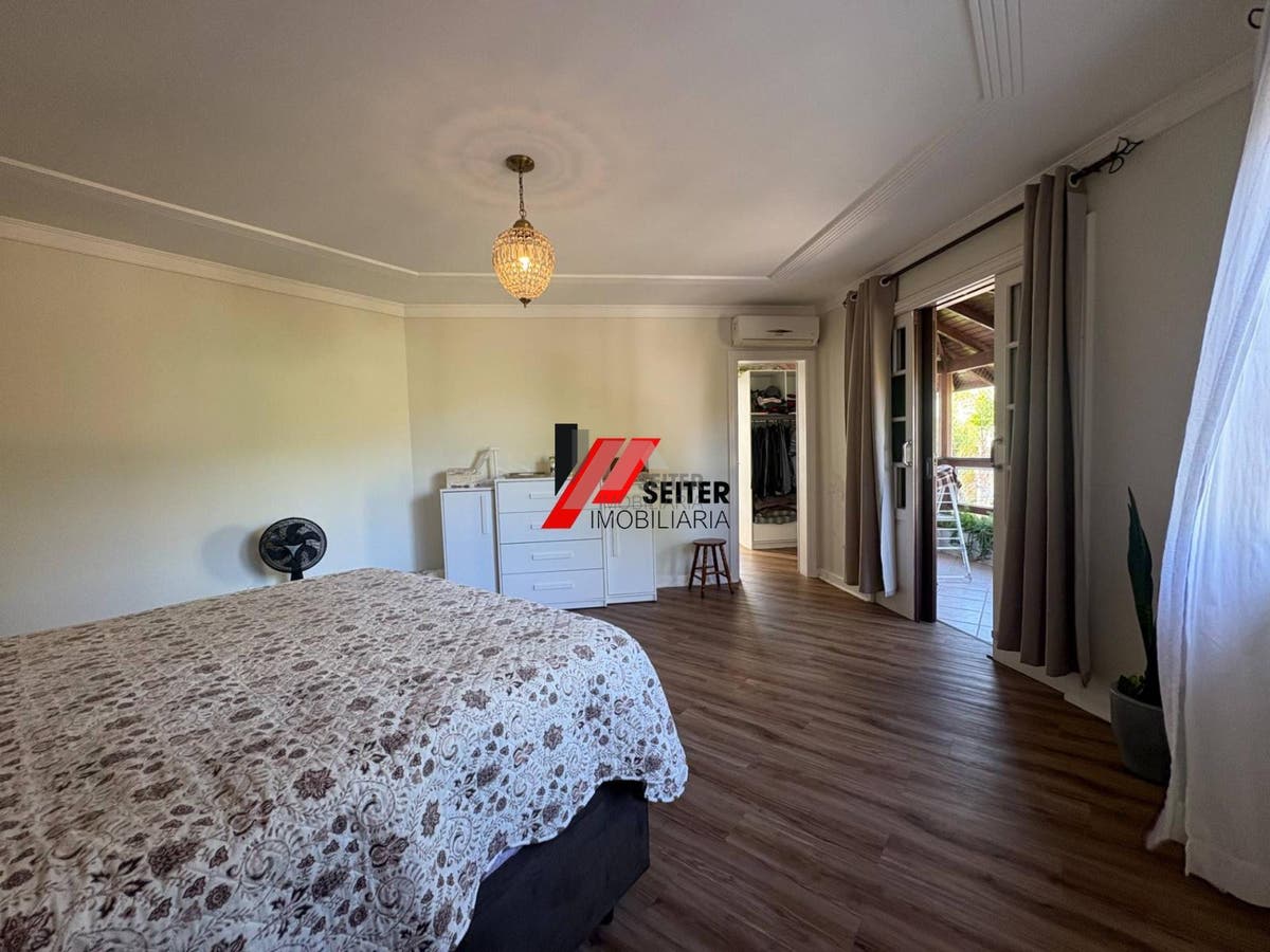 Casa de 4 suites a venda Ssanta Monica Florianopolis
