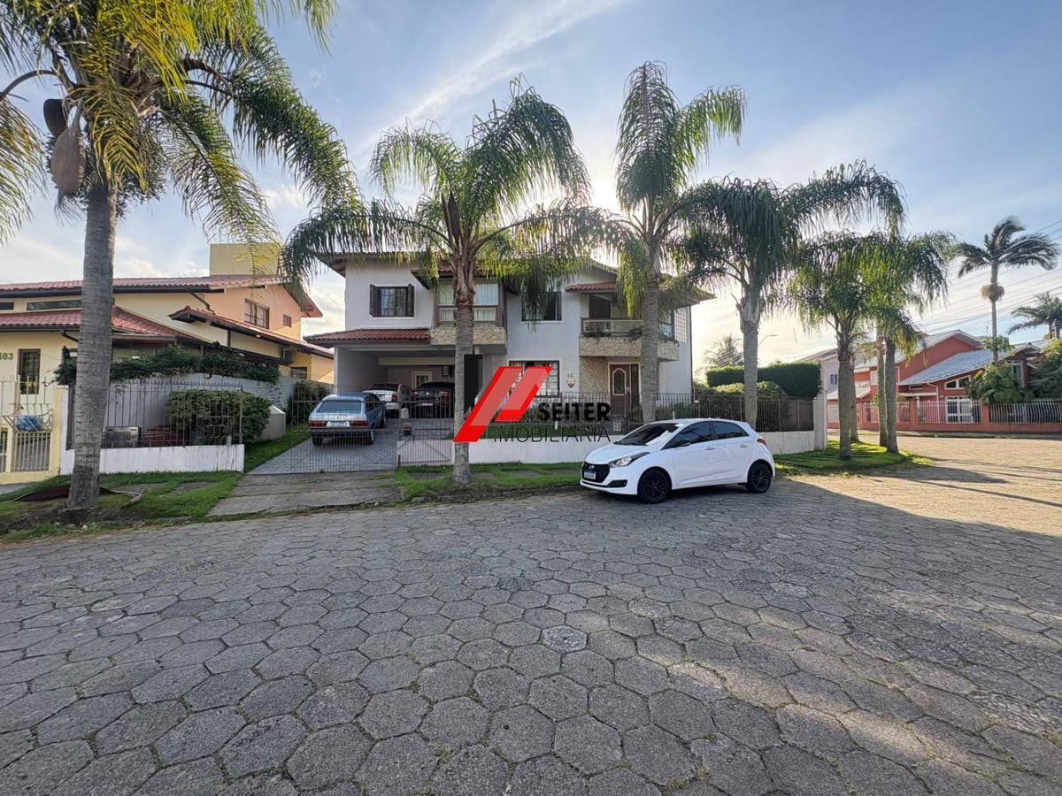 Casa de 4 suites a venda Ssanta Monica Florianopolis