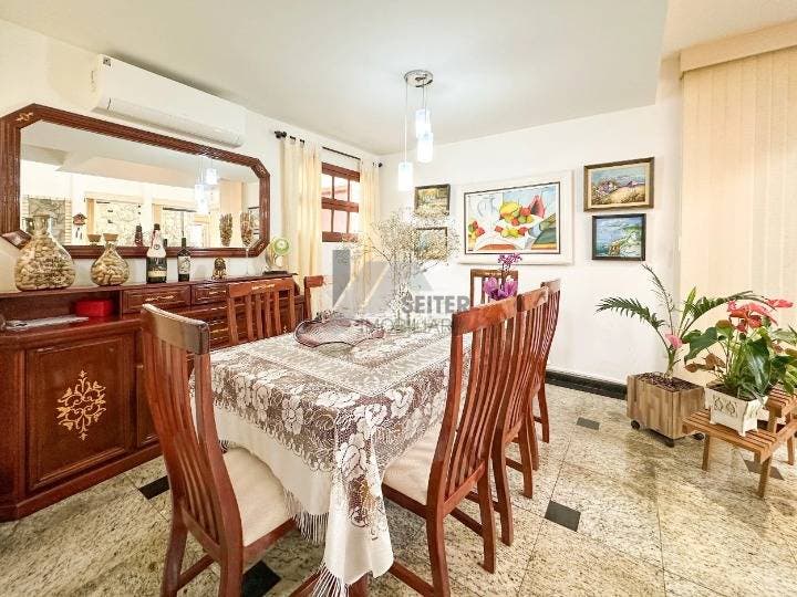 Casa à venda no Santa Mônica- Florianópolis