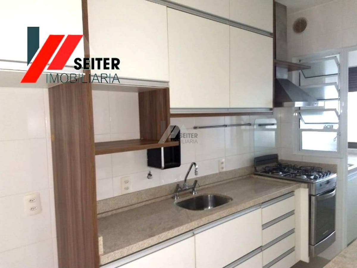 Apartamento 2 quartos 1 suite para locaçao no itacorubi florianopolis