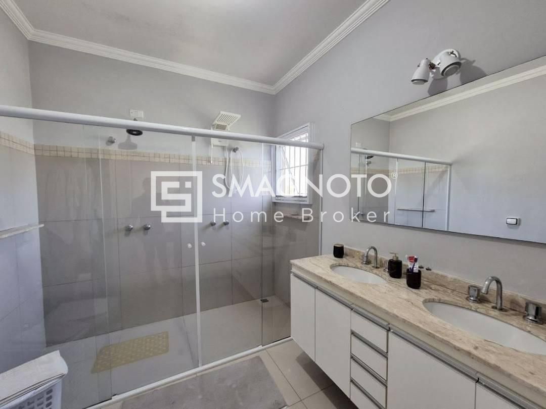 Casa com 3 dormitórios à venda, 210 m² por R$ 960.000,00 - Jd Porangaba - Águas de São Pedro/SP