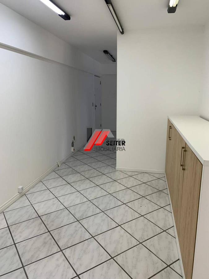 Sala comercial para alugar no centro de Florianópolis proximo mercado publico
