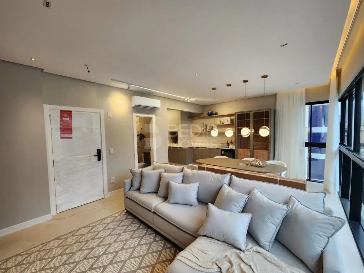 Apartamento de 3 quartos, 211m² no bairro Centro, em Balneário Camboriú | Eu Corretor