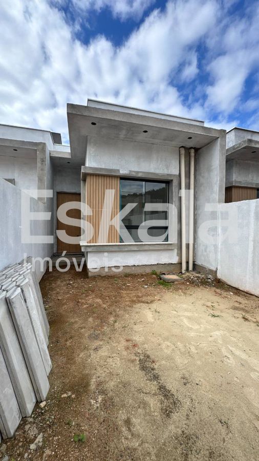 Casa, 2 quartos, 60 m² - Foto 1