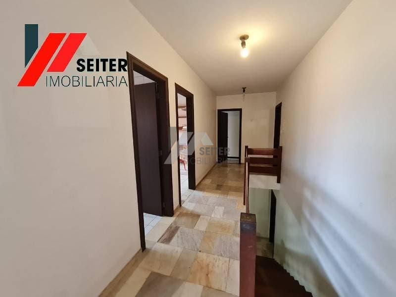 Casa para locação com 5 dormitórios bairro Coqueiros florianópolis