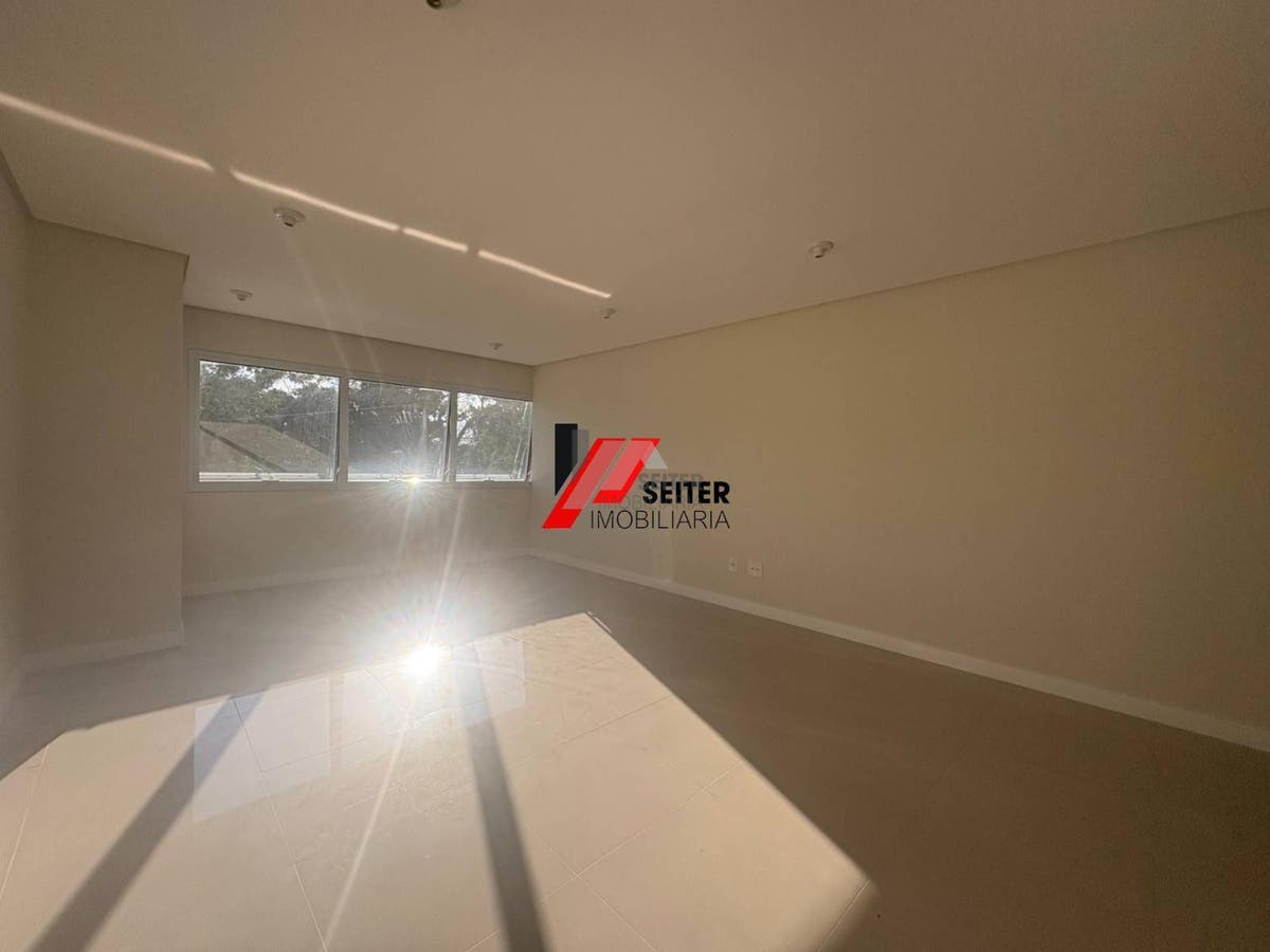 Sala comercial a venda no Itacorubi