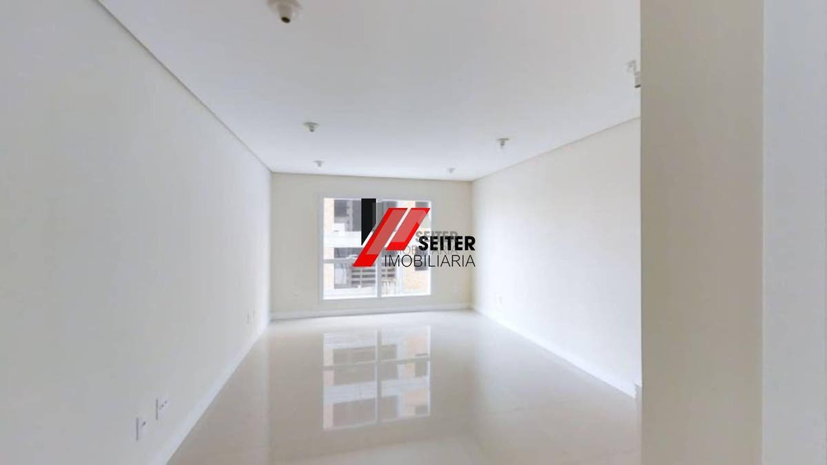 Sala comercial no Itacorubi a venda