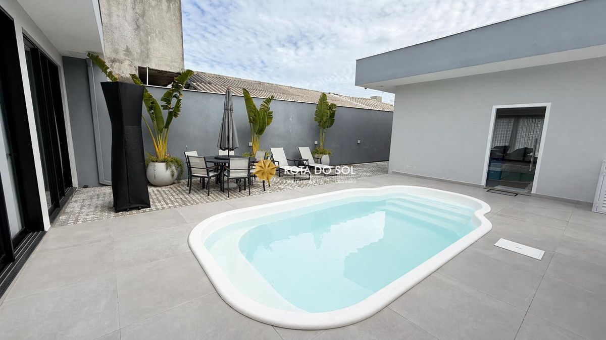 Casa com piscina á venda Praia Zimbros Bombinhas - 5