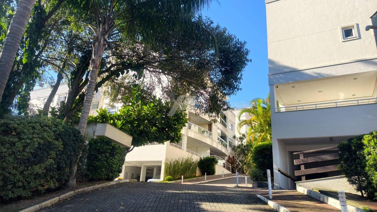 Cobertura 3 suites a venda Itacorubi Florianópolis Zena Becker